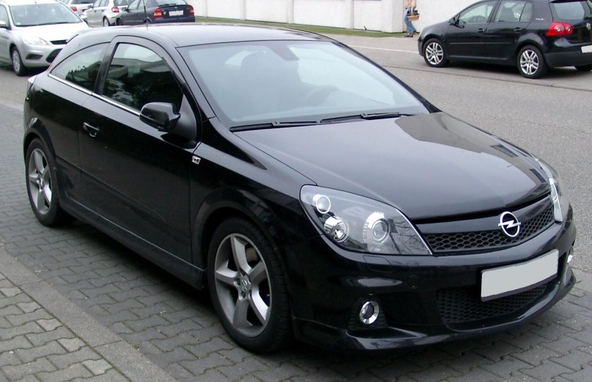 Opel Astra GTC OPC 2008