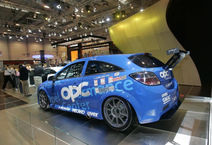 Opel Astra OPC