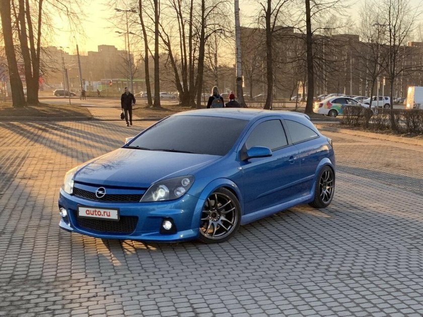 Opel Astra OPC 2008
