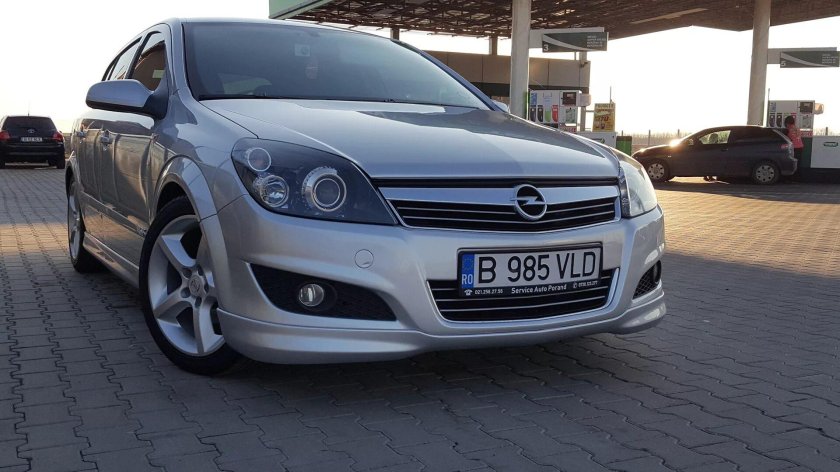 Opel Astra h GTC OPC line