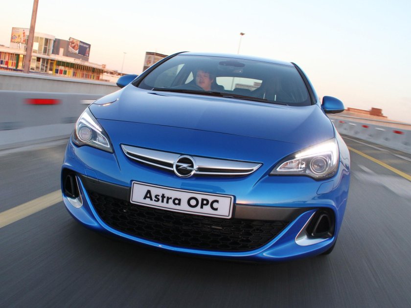 Opel Astra OPC