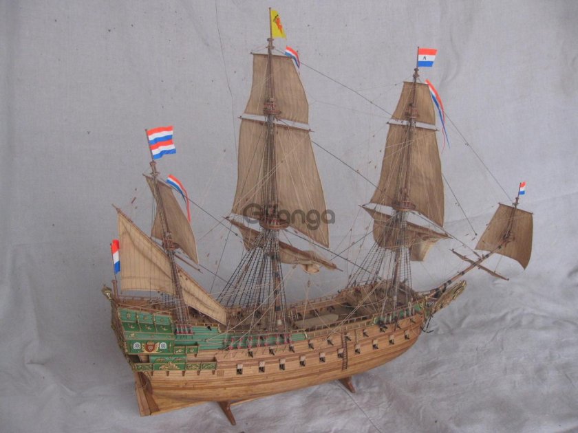 Испанский Галеон Нептун модель