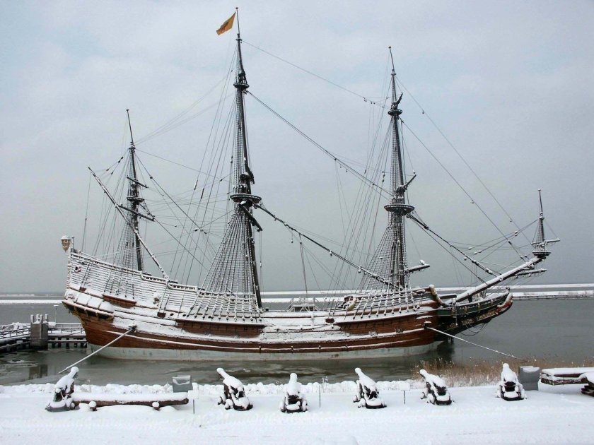 Голландский Галеон Батавия