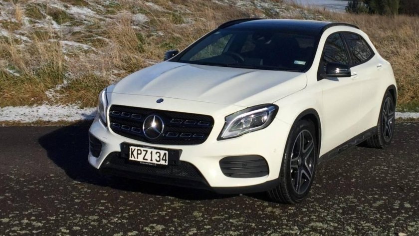 Мерседес Бенц небольшой