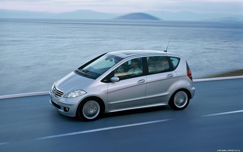 Малолитражка Mercedes-Benz a-class