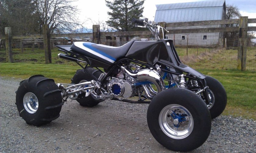 Yamaha Banshee 700