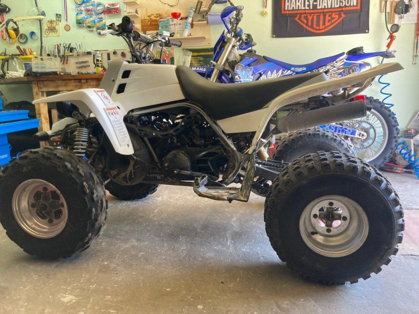 Yamaha banshee 750