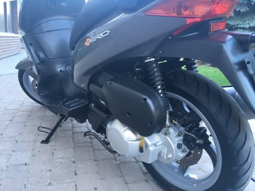 Benelli Caffenero 250 поршень