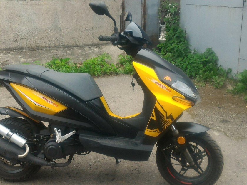 Скутер stels arrow 50