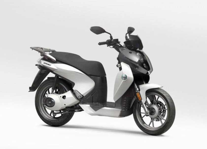 Скутер Benelli Caffenero