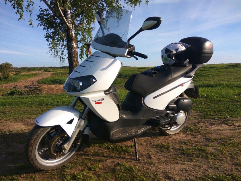 Бенелли Каффенеро 250
