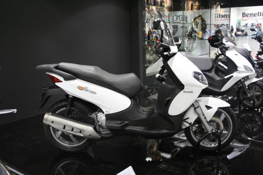 Бенелли Каффенеро 250