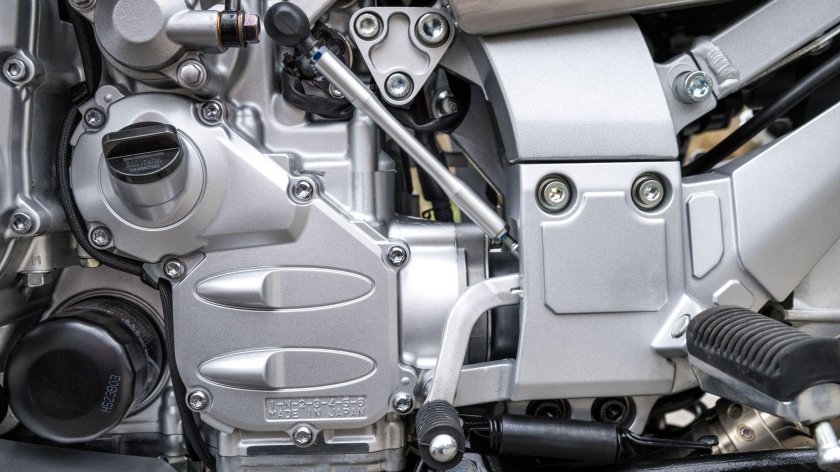 Yamaha FJR 1300 двигатель