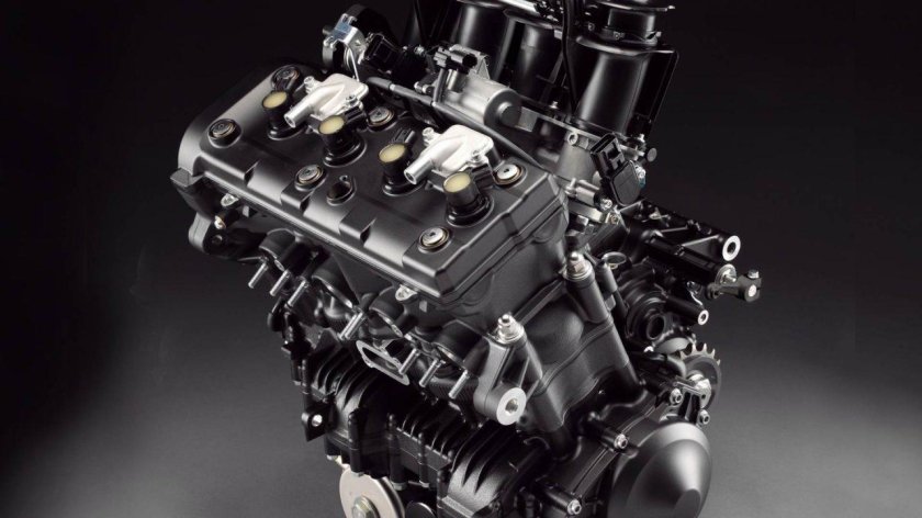 Мотор Yamaha r1