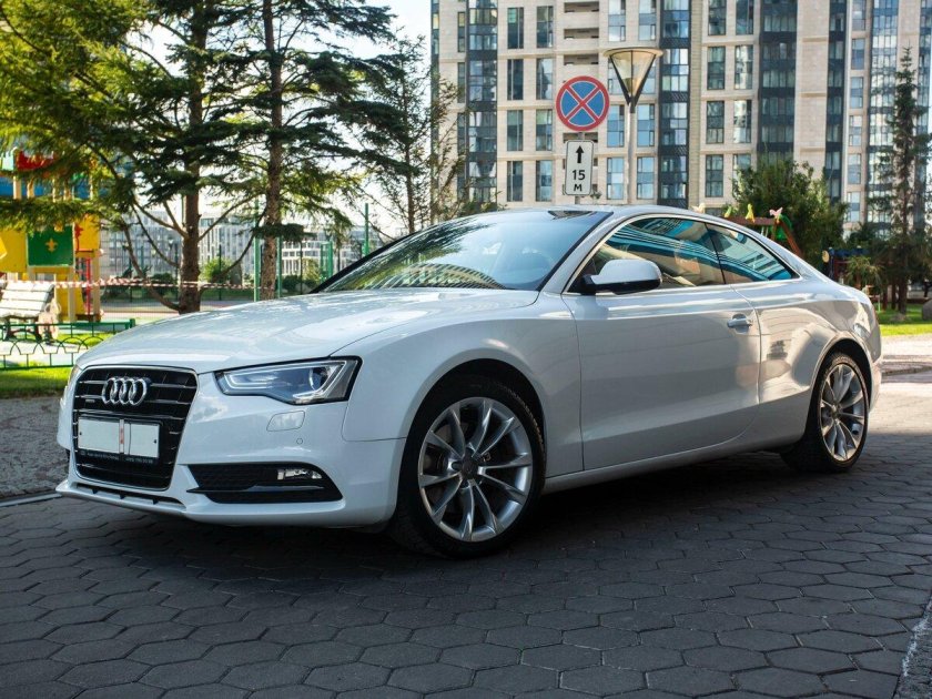 Ауди а 5 купе 2012