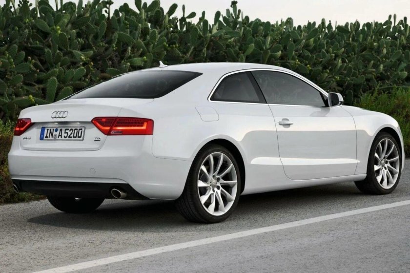 Audi a5 coupe 2011