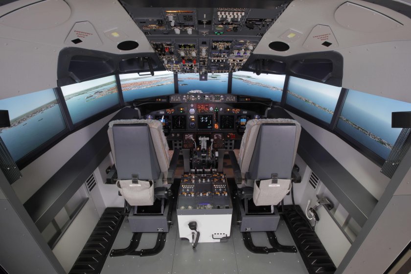 Авиатренажер 737