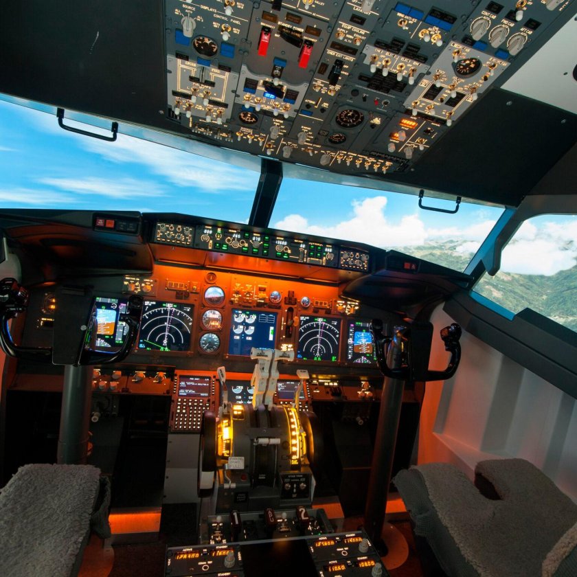 Boeing 737 кабина