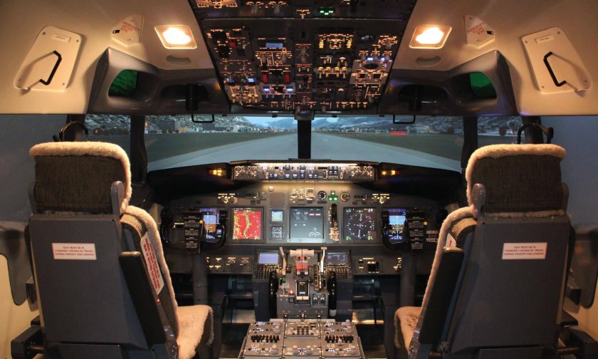 Авиатренажер 737