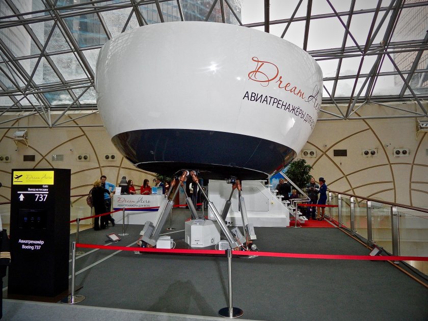 Авиатренажер 737
