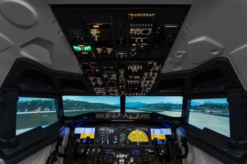 Авиационный тренажер