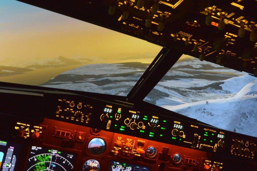 Авиасимулятор в Москве Боинг 737