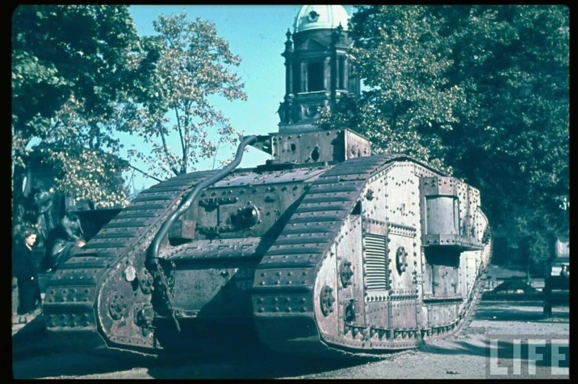 Танк Марк 1 в Берлине