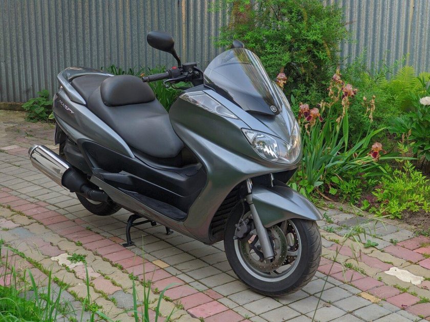 Yamaha Grand Majesty 400