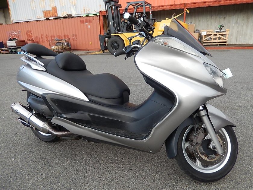 Yamaha Grand Majesty 400