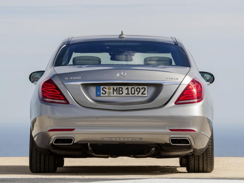 Mercedes Benz s400