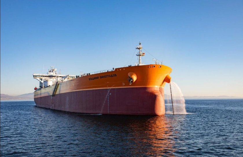 Танкер Афрамакс Владимир Мономах