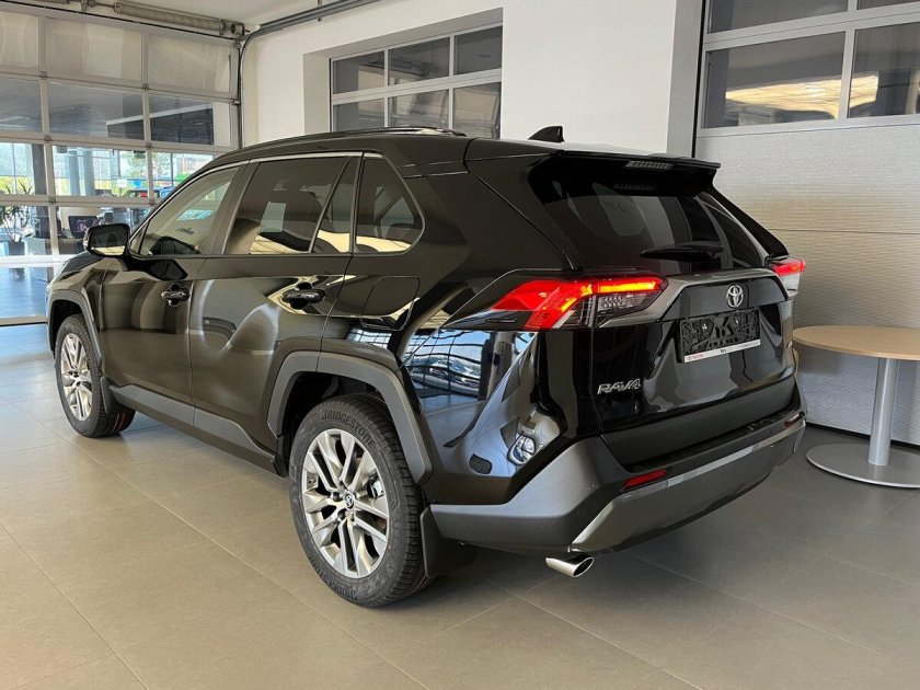 Новый rav4 2022