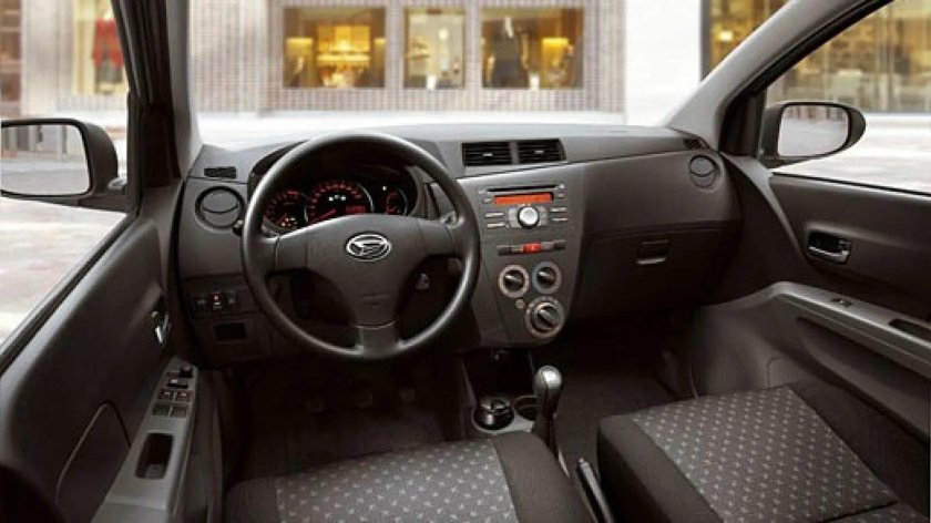 Daihatsu 2009 салон
