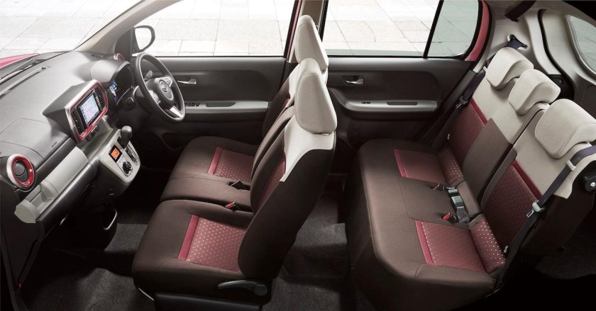 Daihatsu Boon салон