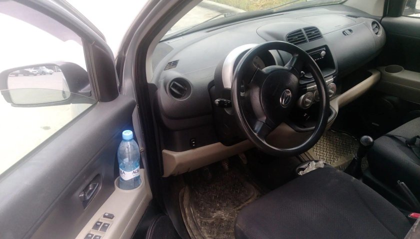 Дайхатсу Сирион фото салона