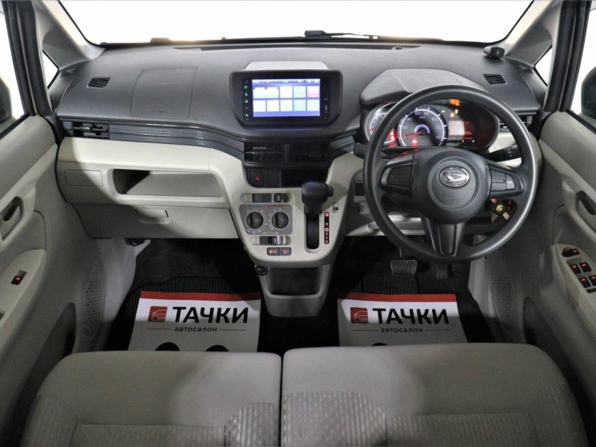 Daihatsu move 6