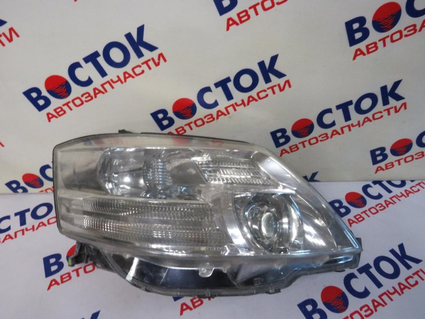 Фара Toyota Carina at 210