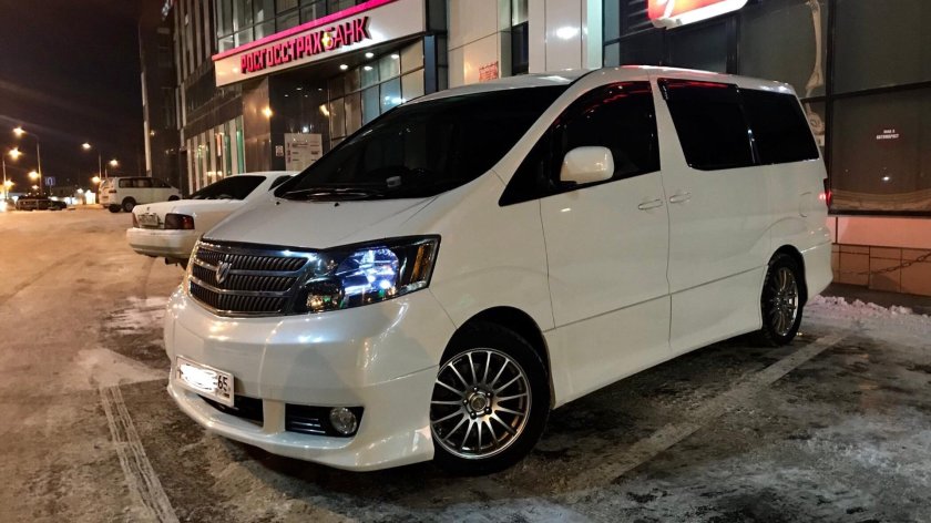 Тойота альфард 2007 белый