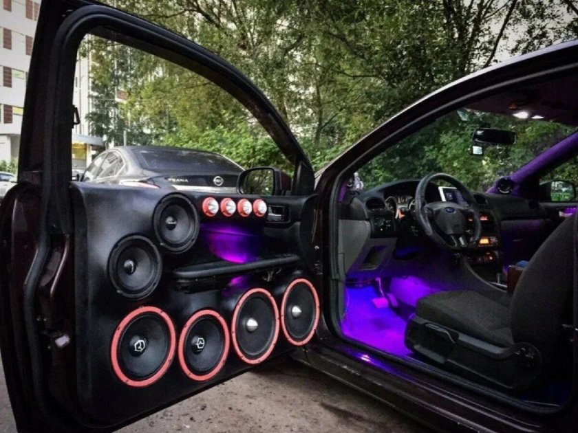 ВАЗ 2112 автозвук