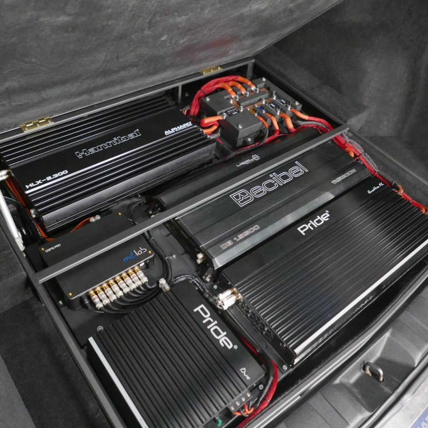 Фальшпол под усилители Лансер 9