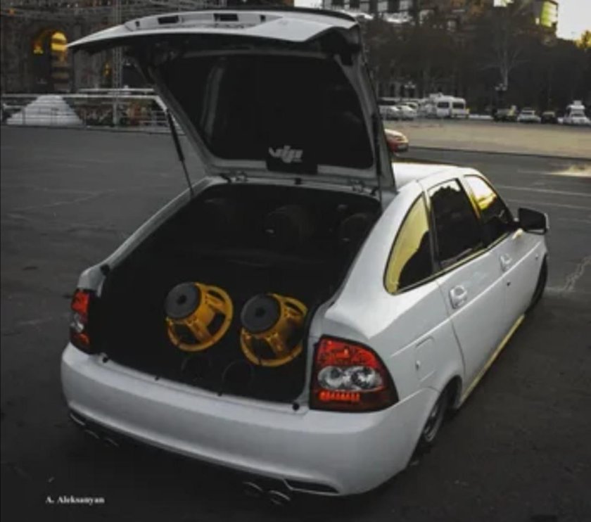 Сабвуфер в машину