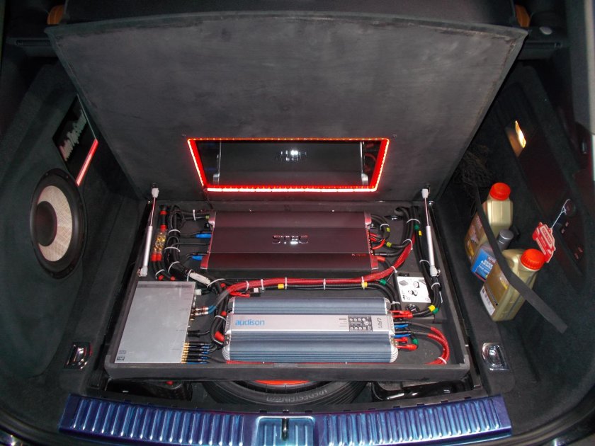 Фальшпол в Киа Рио 4 под усилители