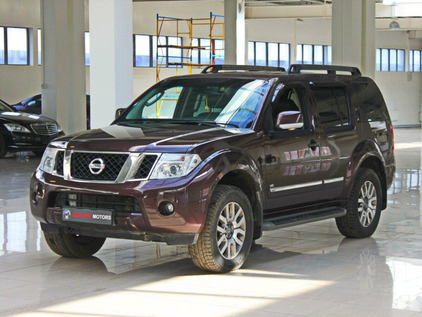 Внедорожник Ниссан Патфайндер