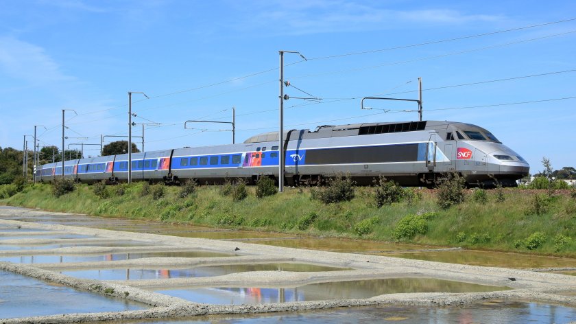 TGV Atlantique внутри зона для детей