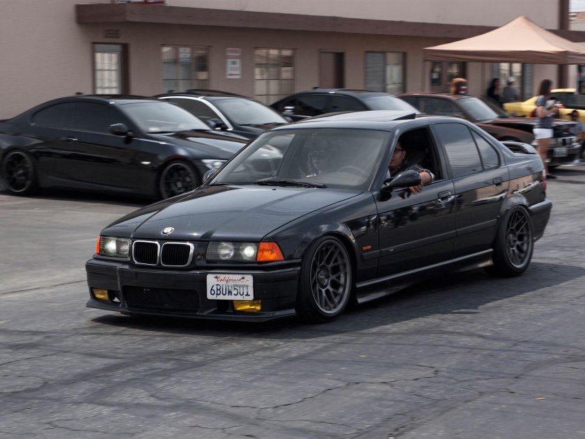 BMW e36 sedan