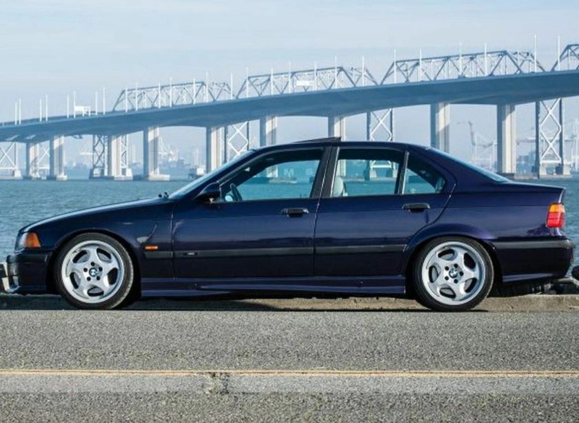 BMW e36 sedan