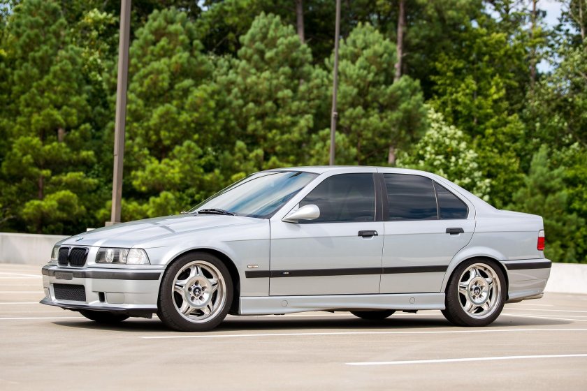 BMW e36 sedan