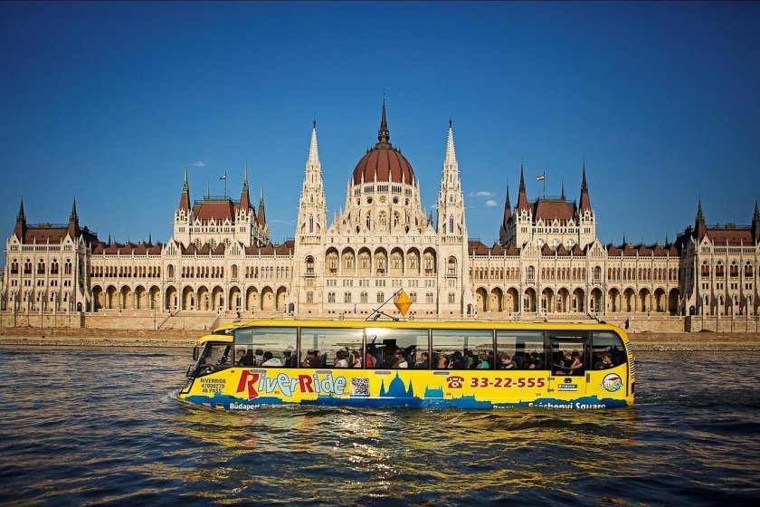 Автобус амфибия в Будапеште