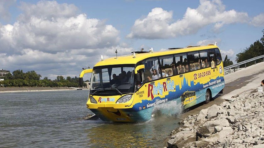 Венгрия автобус амфибия