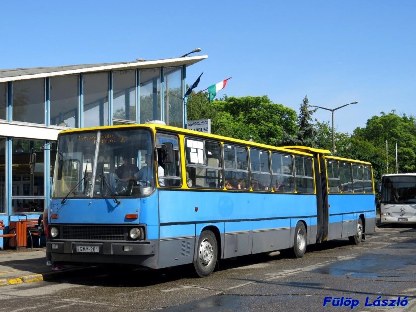 Икарус автобус